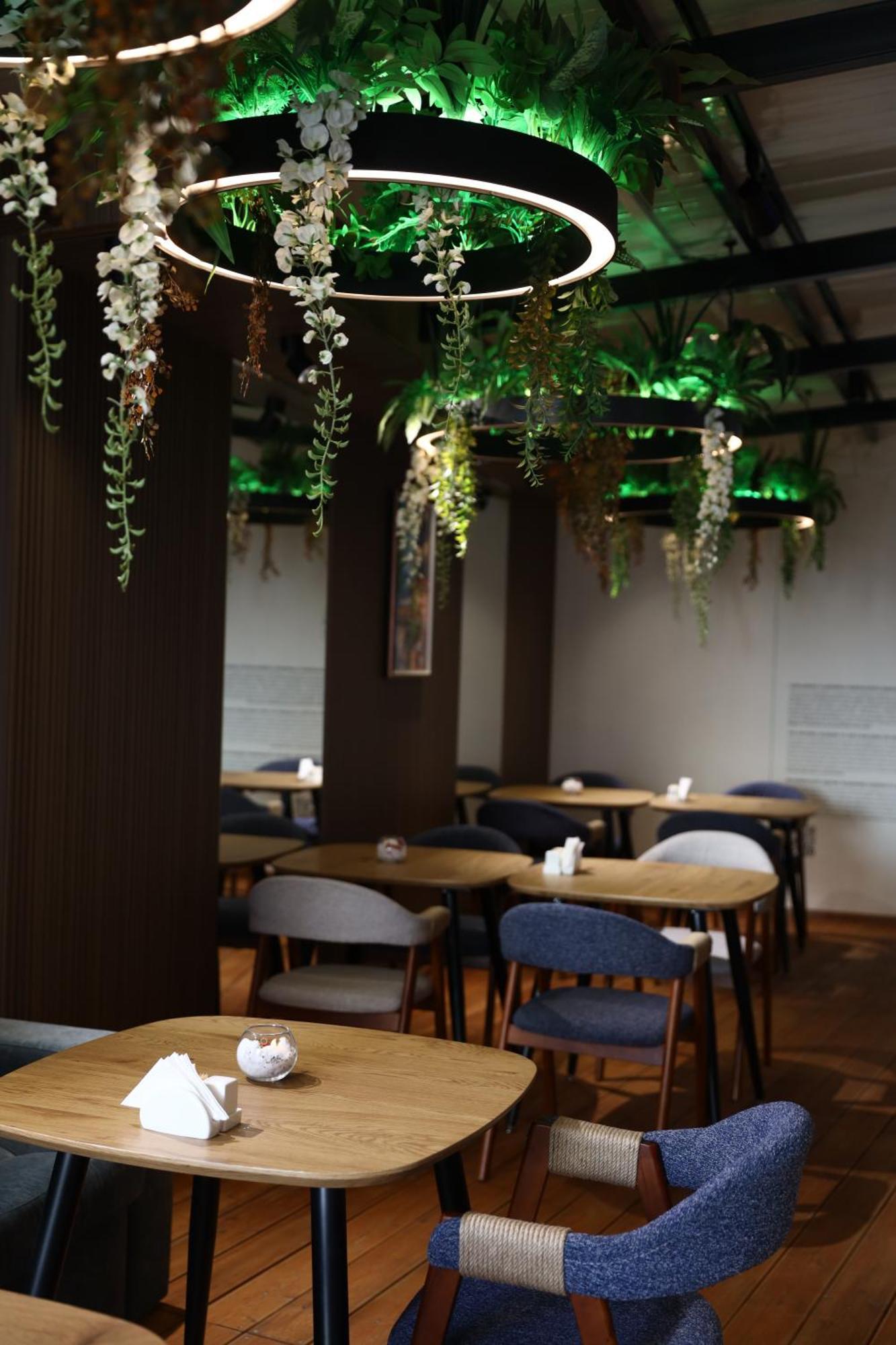 Graphica Tbilisi Hotel Luaran gambar